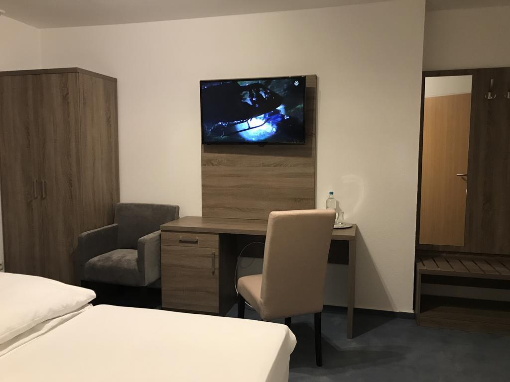 Hotel Junkerhaus Bad Salzuflen Ruang foto