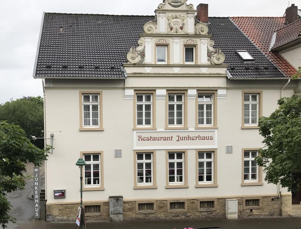 Hotel Junkerhaus Bad Salzuflen Bagian luar foto